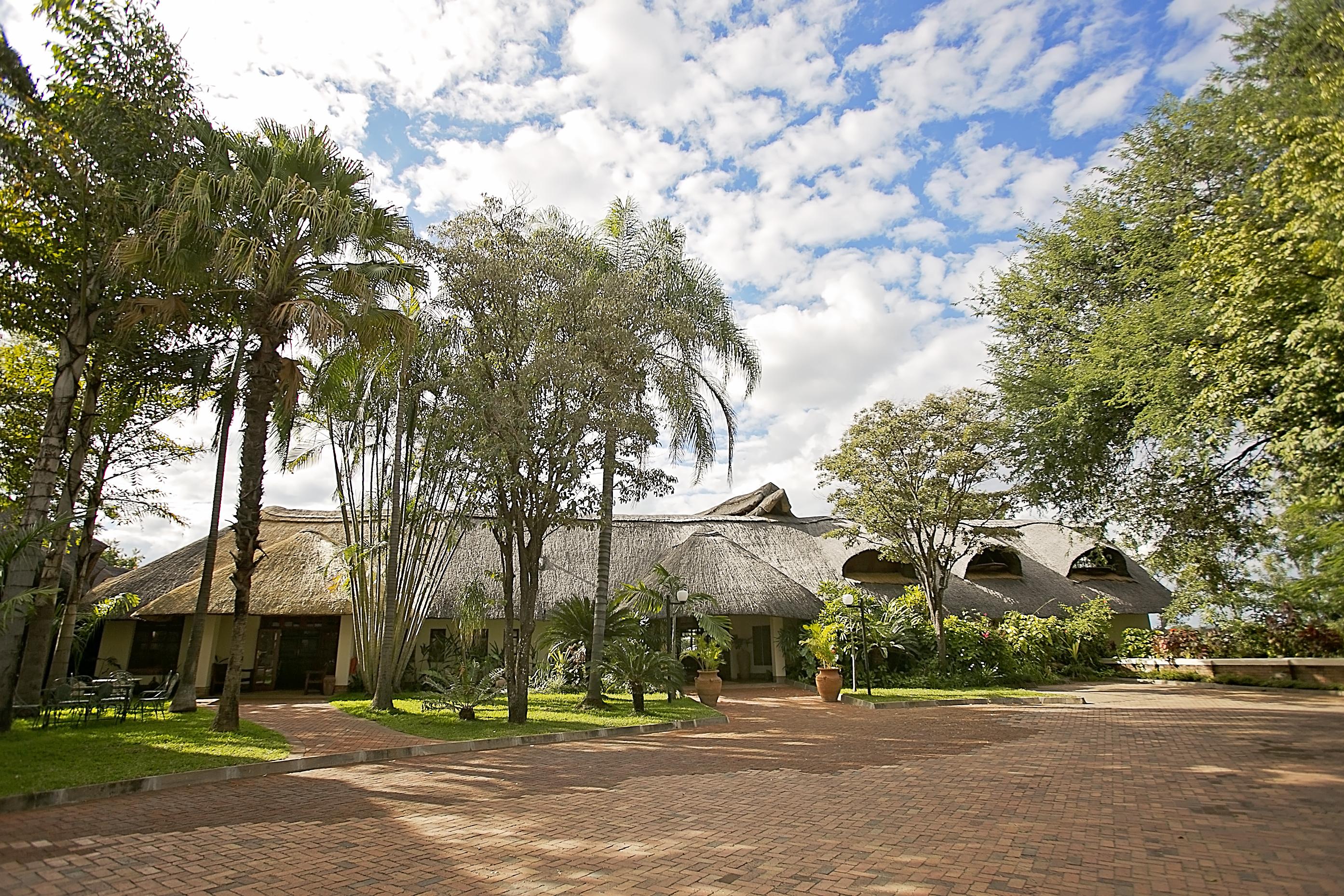 Ilala Lodge Hotel Victoria Falls Exterior foto