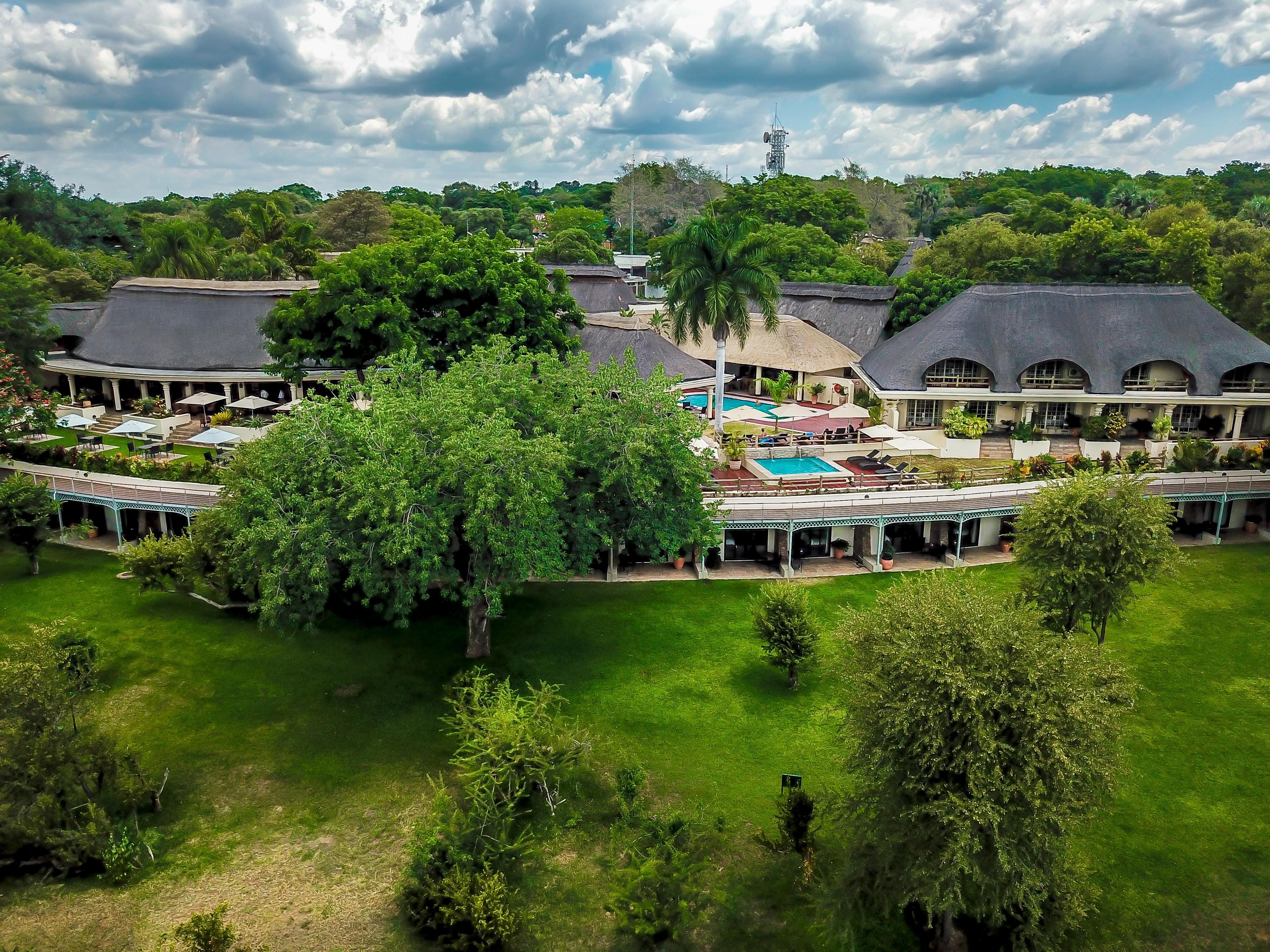 Ilala Lodge Hotel Victoria Falls Exterior foto