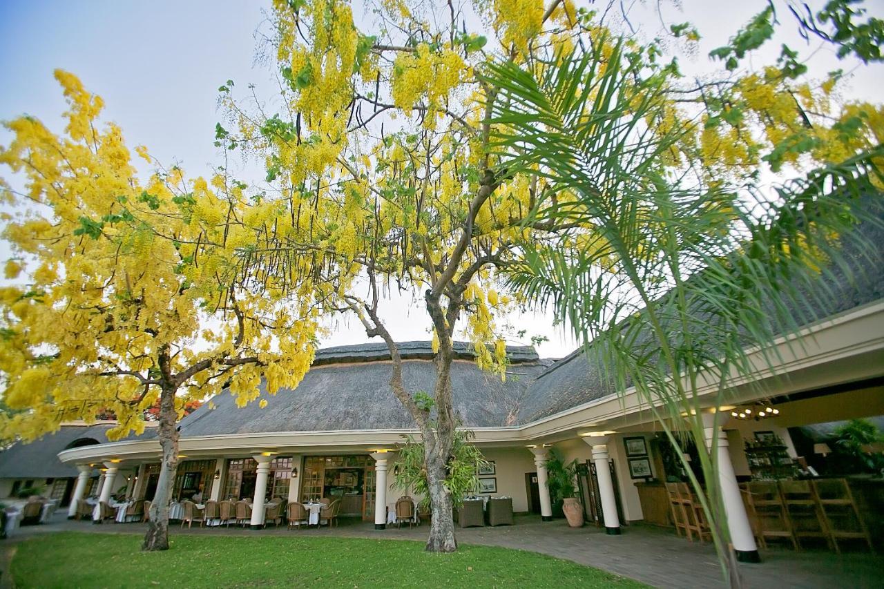 Ilala Lodge Hotel Victoria Falls Exterior foto