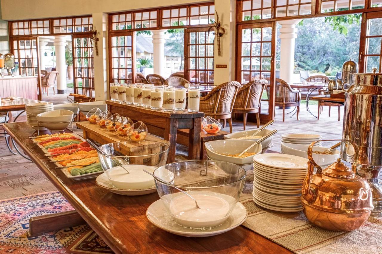 Ilala Lodge Hotel Victoria Falls Exterior foto