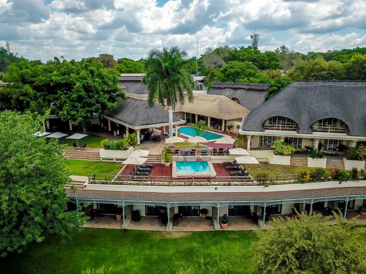 Ilala Lodge Hotel Victoria Falls Exterior foto